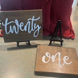 Wooden table numbers with stand